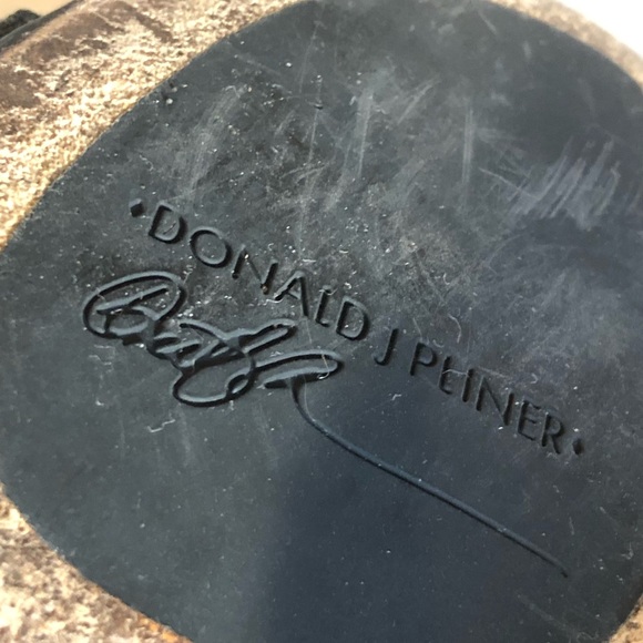 Donald J. Pliner …. Black patent high heels - Picture 9 of 16